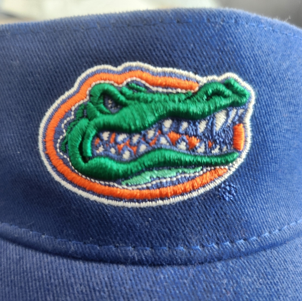 Nike Blue Visor Gators University Of Florida with Embroidered Logo - Picture 7 of 11